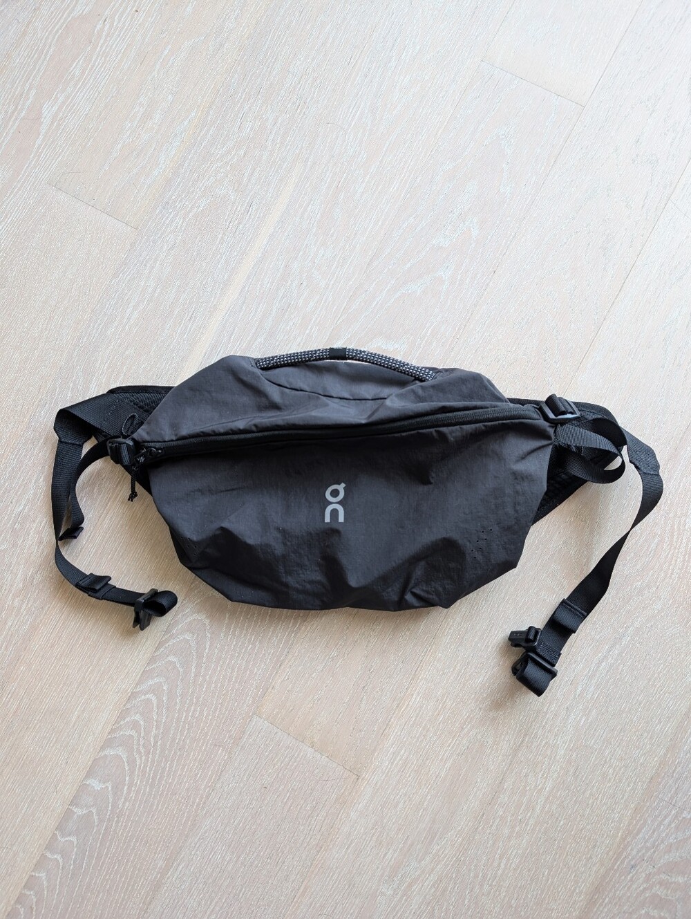 On Running Sling Pack 9L Black
